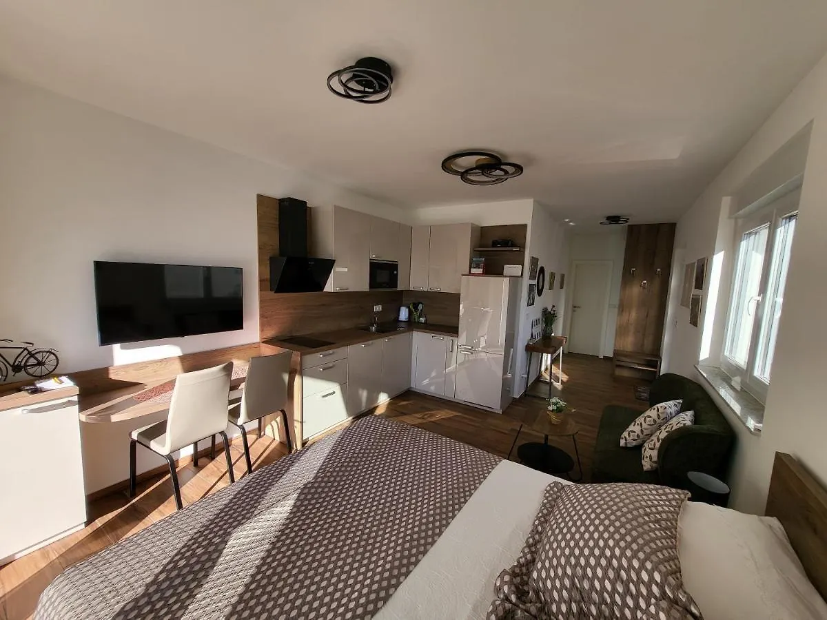 Studio Apartman Pegi Šimuni 0*,